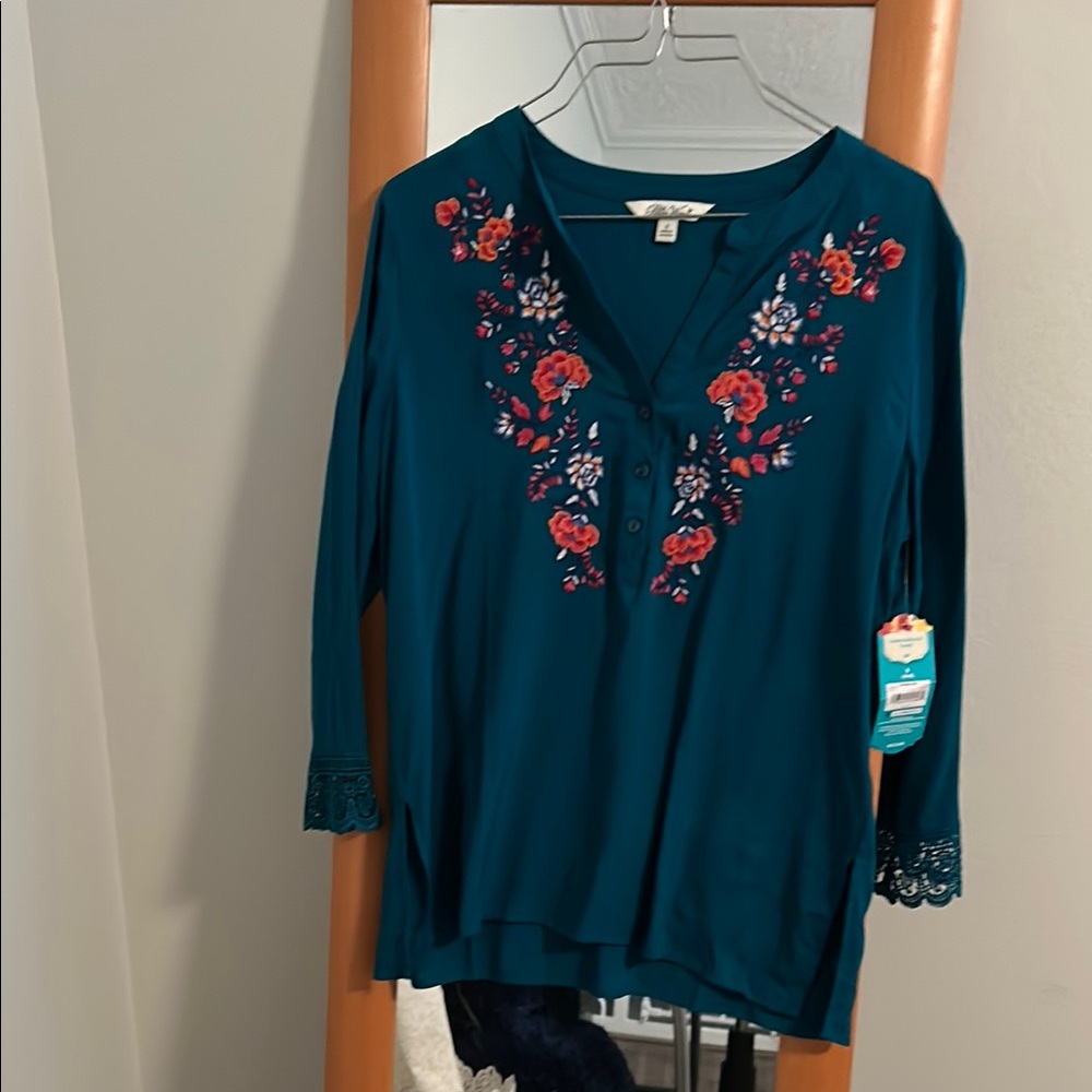Embroidered Teal Top